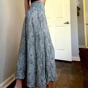 Black & White Leopard Print Flowy Skirt with Fitted Waist